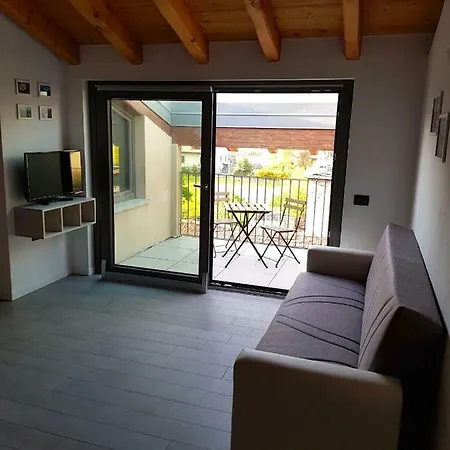 Leonardo Apartment *